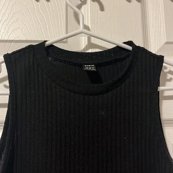 Top - Picture 4 of 4